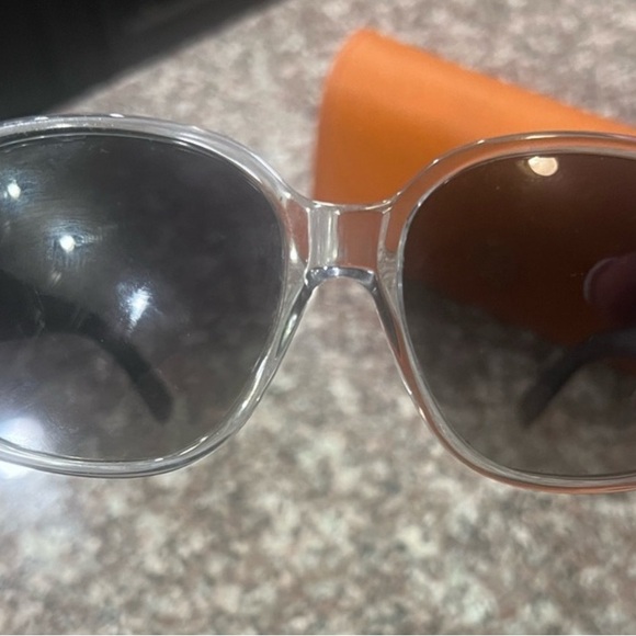 Tory Burch sunglasses - Picture 4 of 4